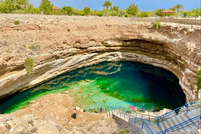 2-Day Private Camping Adventure in Wadi - The Wadi Shab turning point: hike in, swim all day