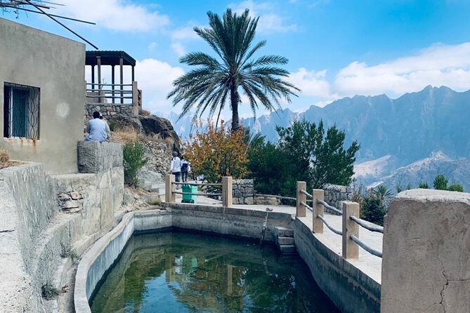 2 Days 1 Night Wakan Private Tour - Day 2 Morning at Al Rustaq Fort: 12th-Century Roots, 16th-Century Power
