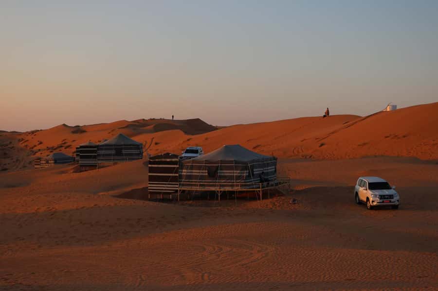 2 Days and 1 Night Private Wahiba Sands Desert with Wadi - Price and value: is $450 per person worth it?