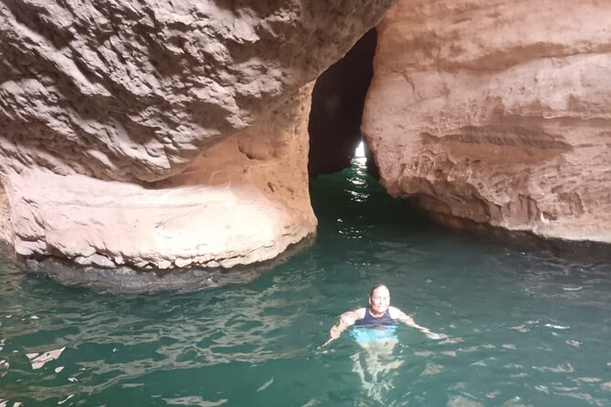 2 Days Private Wadi Shab Tour in Desert Safari - Day 2 Sunrise, Bedouin House Coffee, Then Wadi Bani Khalid