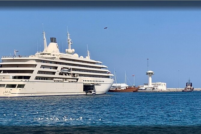 4-Hour Muscat City Tour Afternoon Till Evening - Pickup and 4WD comfort, plus why the route order matters