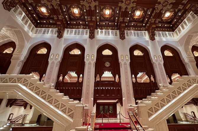 4-Hour Muscat City Tour Afternoon Till Evening - Qurum Beach road drive: a coastal reset before the souq