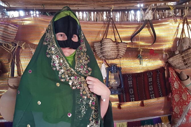 5-Days Private Oman Tour from Muscat - Day 2: Sur’s dhow heritage, Wadi Bani Khalid pools, and Wahiba Sands campfire night