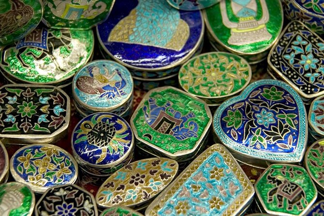 5-Days Private Oman Tour - Mountains, Deserts & Coastline - Day 1 in Muscat: mosque carpet, Opera House, Mutrah Souq, and coastal tea
