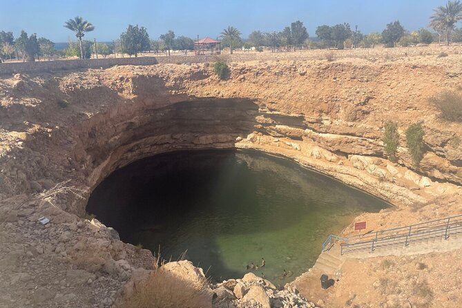 5-Days Private Oman Tour - Mountains, Deserts & Coastline - Day 3: Sur, dhow building, Wadi Bani Khalid, then Wahiba Sands at sunset
