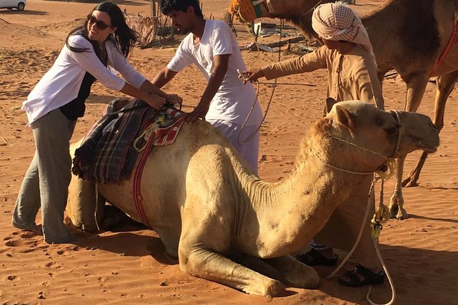 6-Day Latifa Package Tour - Day 5: Al Hamra traditional home tour, Jebel Shams mountain road, and Grand Canyon of Oman walking