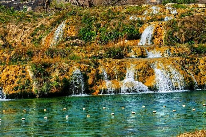 8 Hours of Salalah Best: East & West Private Tour - Ayn Sahalnoot spring and the Taqah plateau views