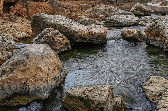 8 Hours of West Salalah Best | Private Tour - Al Mughsail Beach: picnics, swimming, and a classic west-coast slowdown