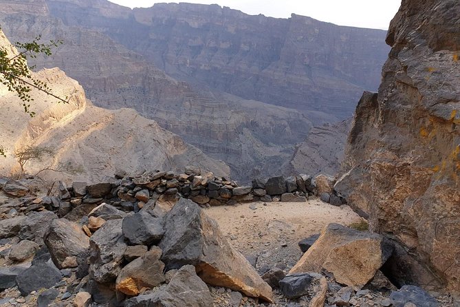 Balcony Walk of Jebal Shams (Highest Peak of Oman) - Early Start: Muscat pickup and the drive to Jebel Shams