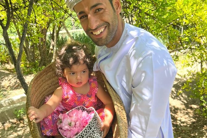 Damascus Roses - Discover the secrets of Al Jabal Al Akhdhar - Getting From Muscat Up To Jabal Akhdar (And Why It Matters)
