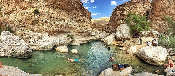 Desert Experience: Wahiba Sands & Wadi Bani Khalid Full-Day Tour - Wahiba Sands Meets Wadi Bani Khalid in One Long Day