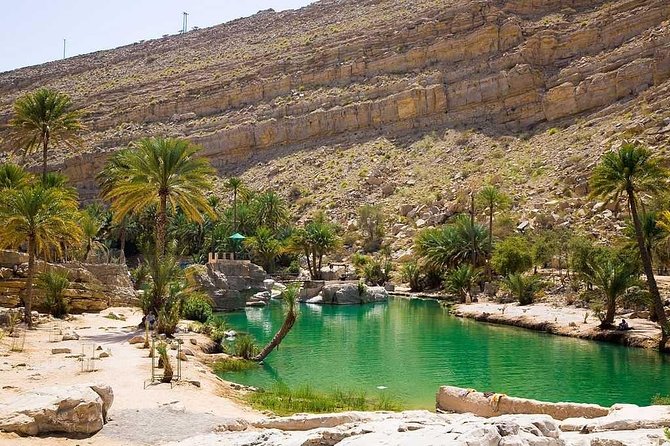 Desert Safari Sharing Tours - Omani lunch and water: why this inclusion is better than it sounds