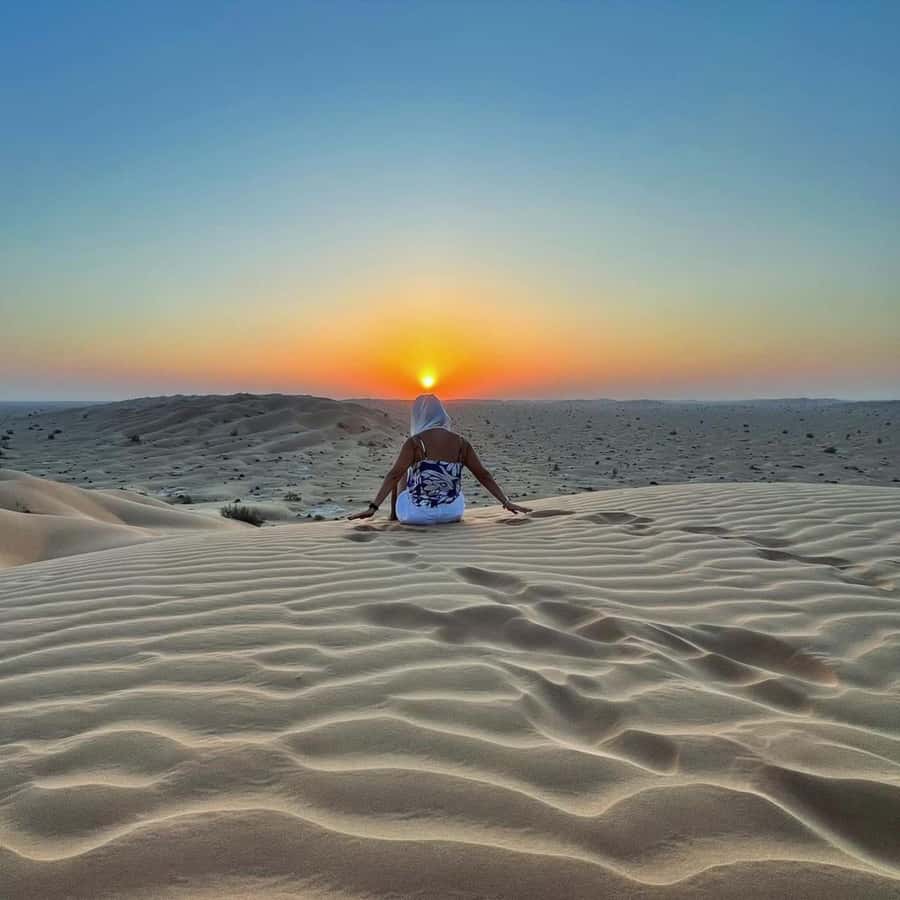 Desert Safari, Sunset & Sand Bashing (Rub Al Khali Desert) - Sand bashing plus sand skiing: the fun, physical part