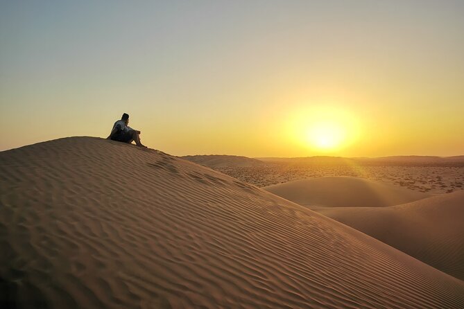 Desert Sunset Tour VisitSalalah - Stop 2: Rub al Khali, the Empty Quarter and its big quiet