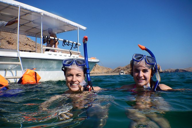 Dolphin Watching and Snorkeling Tour from Muscat - What the ride and timing feel like onboard