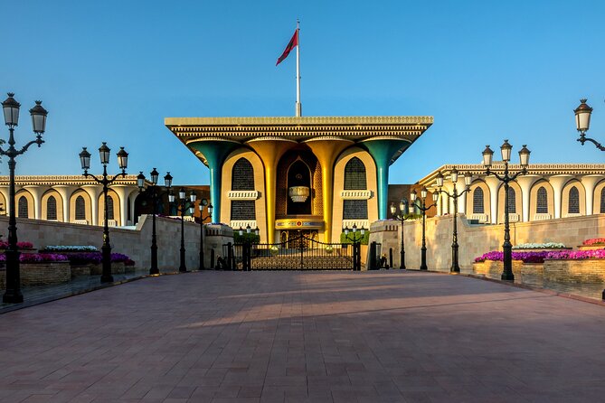 Enjoy a traditional Omani local style tour around Muscat - Qurum Beach: The Quiet Finish You Actually Need
