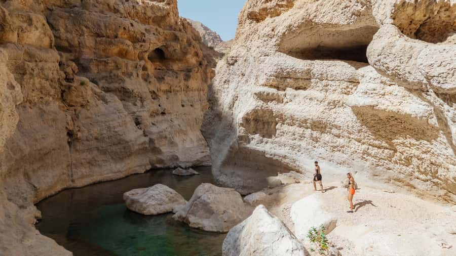 From Muscat: 6-Day Tour of City, Wadis, Desert & Mountains - The desert night at Sama Al Wasil Desert Camp: stars, stillness, and simple comforts