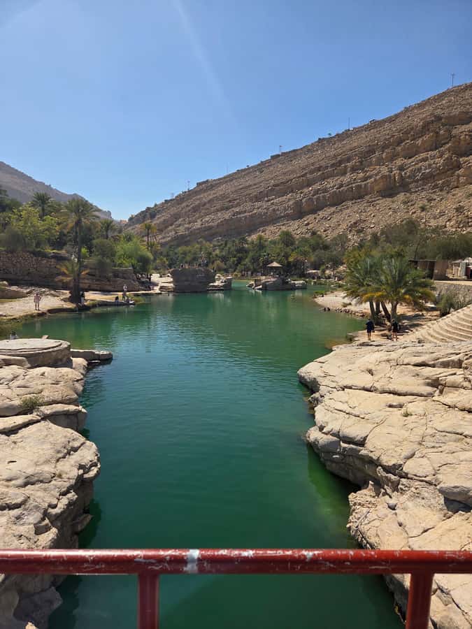 From Muscat: Desert and Wadi Bani Khalid Oasis Full-Day Tour - The transfer to Wadi Bani Khalid, where the air feels different