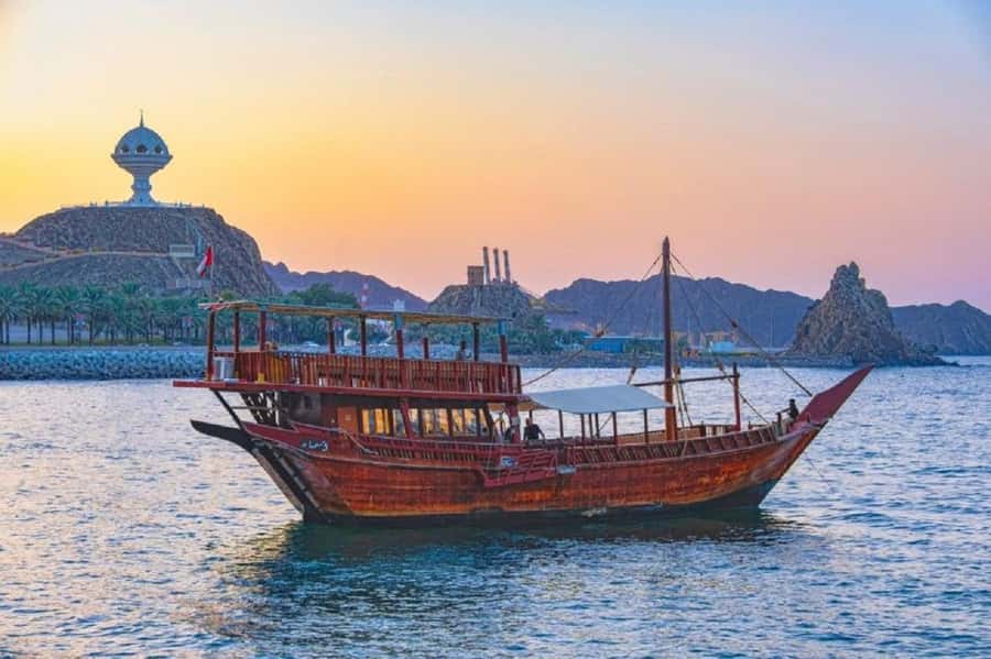 From Muscat: Dimaniyat Islands Snorkeling Tour - Lunch box, sun protection, and the hat you’ll wish you packed