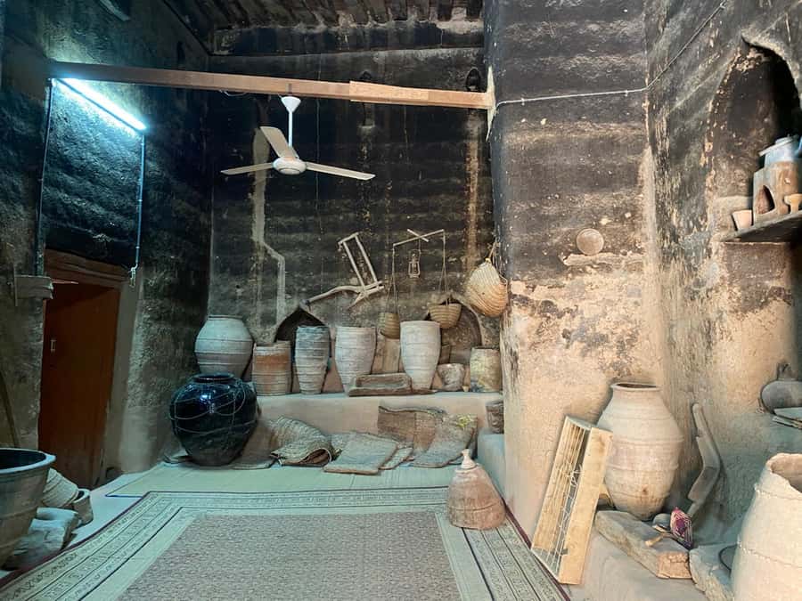 From Muscat: Nizwa & Al Hamra with Jebel Shams Night Stay - The guide experience: why Khair and Salman-style touring stands out