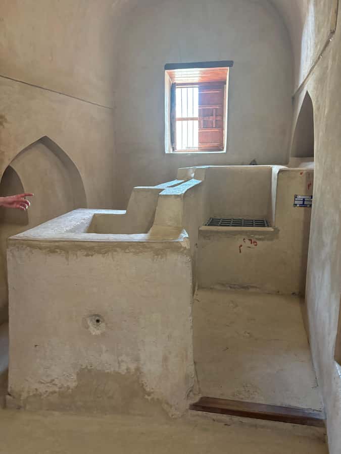 From Muscat: Nizwa and Jebel Shams Day Trip - FAQ