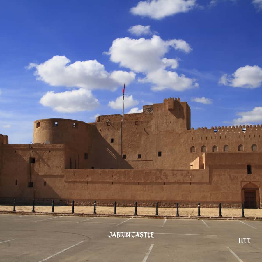 From Muscat: Nizwa, Bahla, and Jabrin Tour with Forts - Birkat Al Mauz, date plantations and falaj water logic