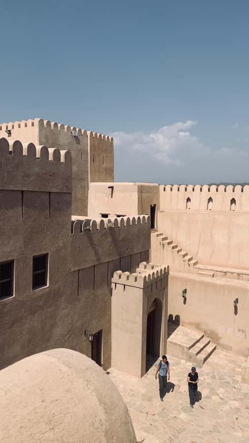 From Muscat: Private Nizwa and Jabel Akhdar-Shams with Lunch - Price and Value: What the $182 Per Person Covers