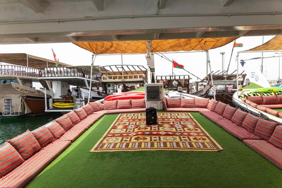 From UAE: Musandam Dibba Day Trip (Oman) - Boarding the dhow at Dibba: the middle of the day