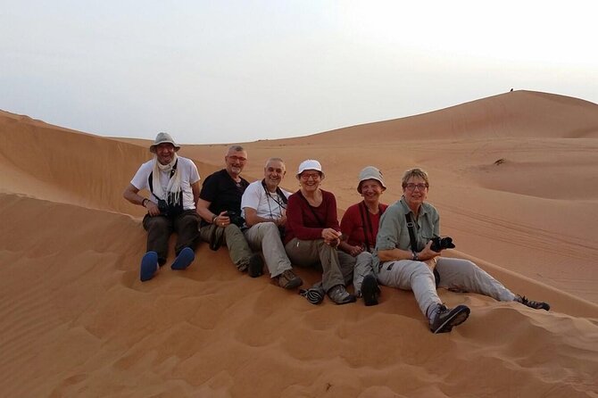 Full-Day Desert Safari Jeep Tour in Ash Sharqiyah Governorate - Getting to the desert: the 8:00 am start and how pickup works