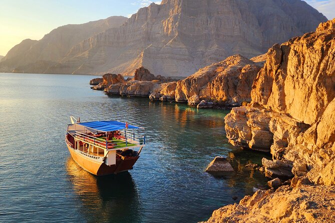 Full day Dhow: Khasab, Musandam: Dolphins, Snorkeling & Fjords - Telegraph Island and Seebi Island: variety beyond the main cruise