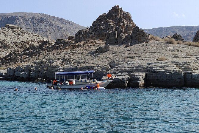 Full day Dhow: Khasab, Musandam: Dolphins, Snorkeling & Fjords - Getting to the water near Al Khasab Petrol Station