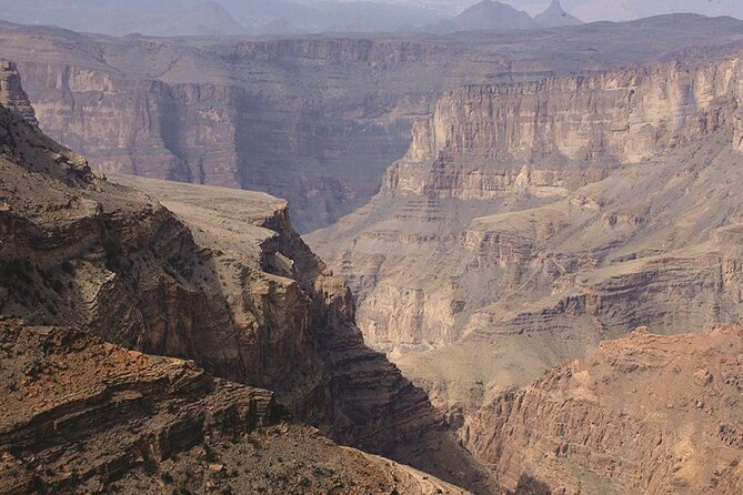 Full-Day Grand Canyon and Nizwa Tour by 4x4 - The Grand Canyon of Oman: Remote Villages and Rock Carvings