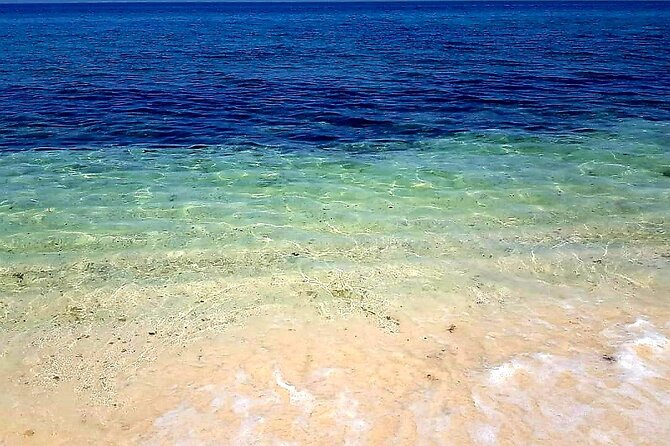Full Day Group Tour to Wadi Shab Bimmah Sinkhole and Fins Beach - Key highlights worth knowing before you go