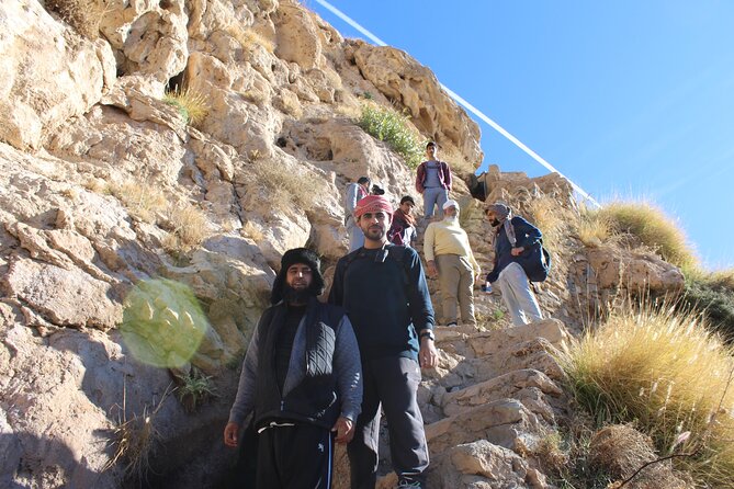 Full-Day Guided Tour to Jebel Akhdar - Seasonal Jebel Akhdar: rose farms and rose factory in March, fruit time in summer