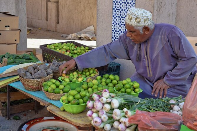 Full Day Nizwa & Jebel Akhdar Guided Tour - Nizwa Souq in Old Market Halls, Where Shopping Feels Local