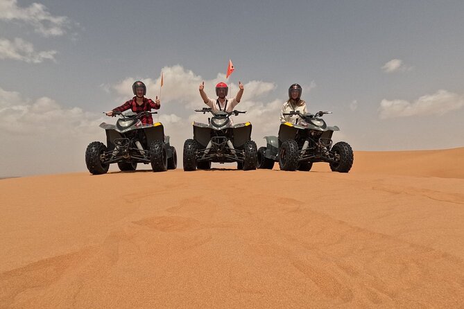 Full-Day Private Experience through Desert Adventure in Oman - Wadi Fanja Photo Stop: A Small Detour That Makes the Photos Pop