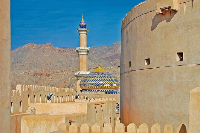 Full Day Private Tour to Nizwa and Jebel Shams from Muscat - Getting out of Muscat: pickup, a 4WD ride, and a day that doesn’t feel chaotic