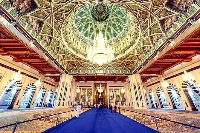 Half-Day Private Muscat City Tour - Top Landmarks in Just 4 Hours - Sultan Qaboos Grand Mosque: Carpet Scale, Dress Code, and What You’ll Actually See