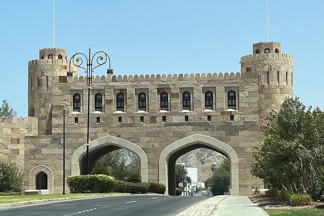 Half-Day Private Tour in Muscat City Oman - Qurum Beach photo stop plus Omani bread and karak tea