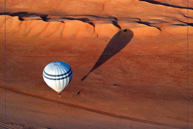 Hot Air Balloon Tour at Wahiba Sands - The crew and pilot: what professionalism buys you