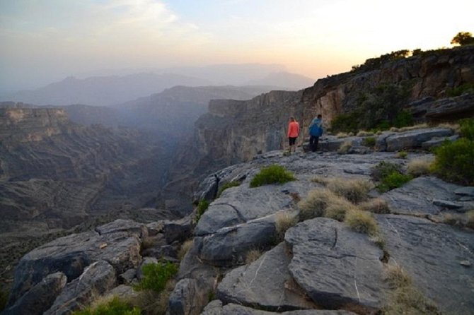 Jabl Shams with Nizwa for tours and sightseeing - Why this Muscat to Jebel Shams day feels different than a standard drive
