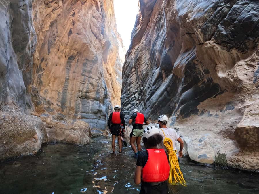 Jebel Shams: Full Day Adventure Tour through Snake Canyon - Key things to know before you book