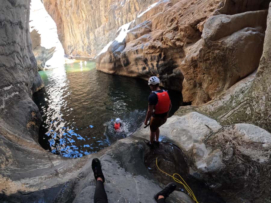 Jebel Shams: Full Day Adventure Tour through Snake Canyon - From Bilad Sayt to the canyon, expect real off-road travel