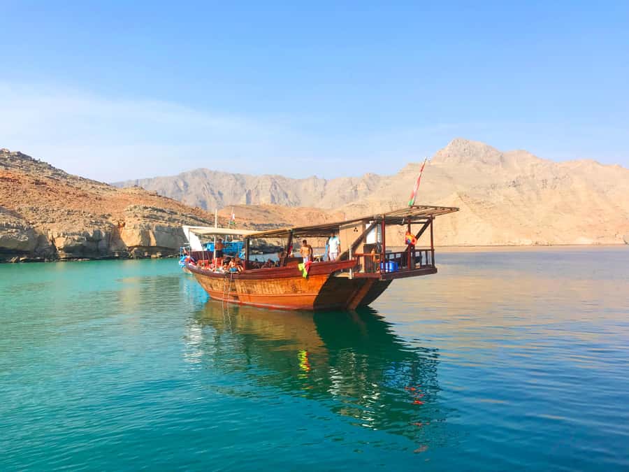 Khasab: Dolphin Watching Day Tour with Snorkeling & Lunch - When things can get chaotic, and how to protect your day