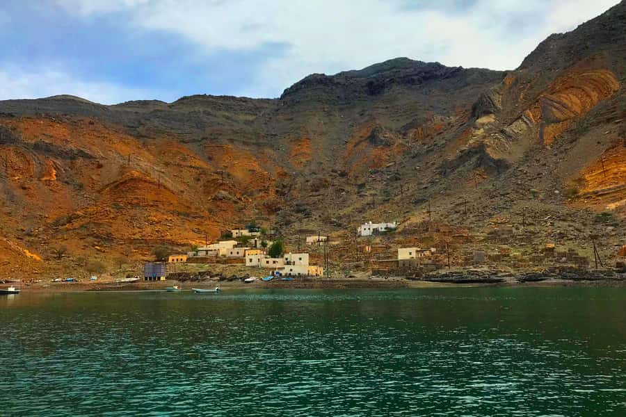 Khasab: Khor Sham Half-Day Cruise with Snorkeling & Dolphins - The guide experience: information in more than one language