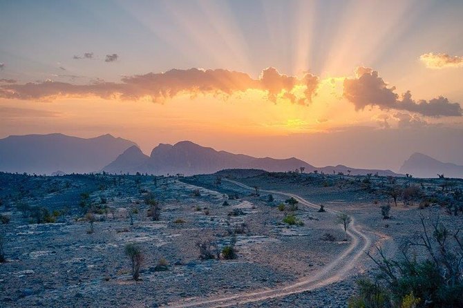 Mountain, Desert & Coastal Tour (03 Days / 02 Nights) - How the private 4WD loop makes Oman feel easier