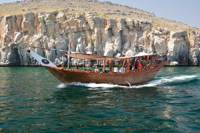 Musandam Khasab Full day dhow cruise with Lunch - A full-day fjord cruise from Khasab, with real time to swim