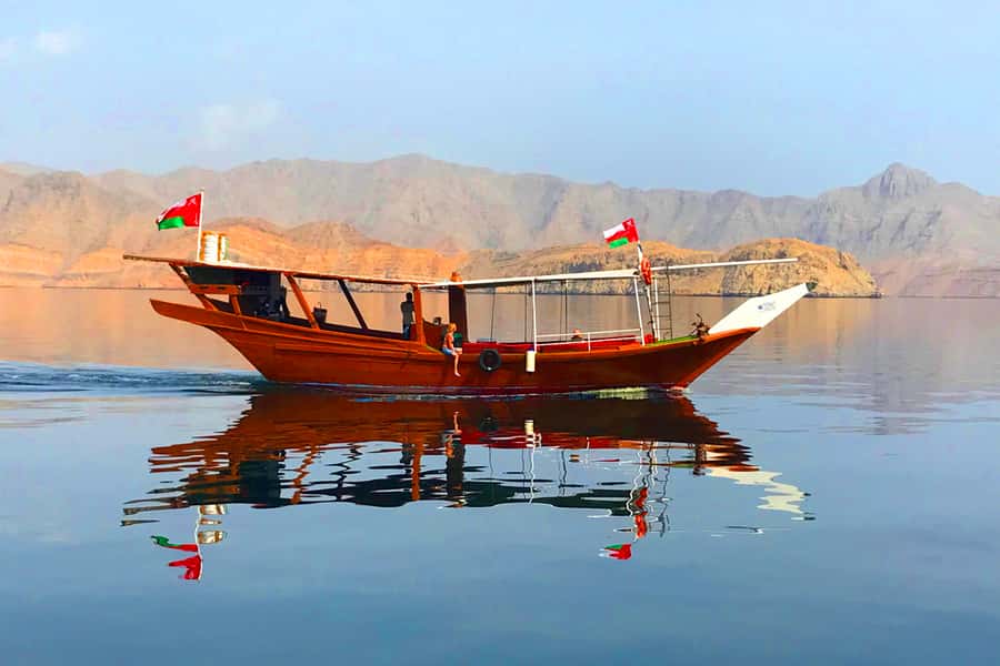 Musandam/Khasab: Overnight Dhow Cruise with Camping and BBQ - Khor Sham Fjord Dolphin Watching: The Main Event