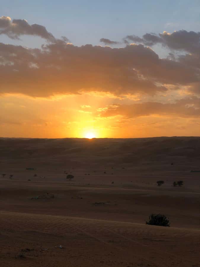 Muscat: Bidiya Desert Sunset Camel Ride with Transfer - Arriving in the sands at 4 PM, then the camel ride reality check