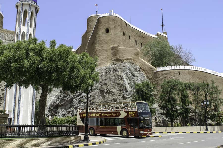 Muscat: Big Bus Hop-On Hop-Off Sightseeing Tour - The big view payoff: coast, mountains, and fort angles